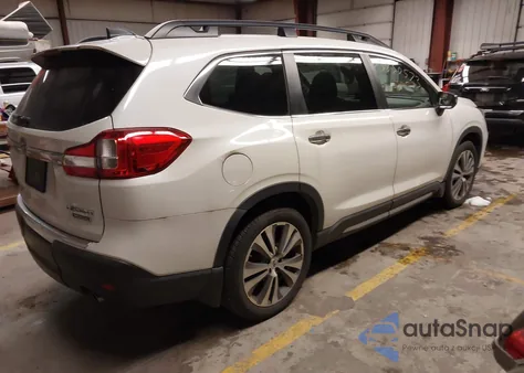 2020 Subaru Ascent Touring z USA, uszkodzony, nr VIN 4S4WMARD1L3404157